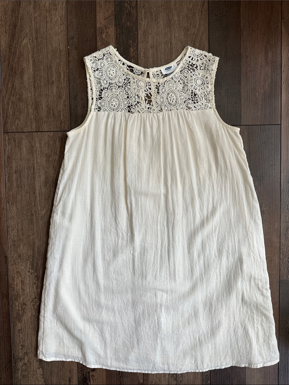 Old Navy Cream Crochet Lace Tank Top